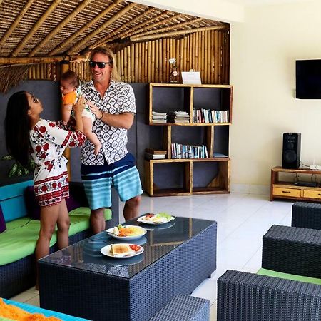 Santai Villa Kuta  Eksteriør billede